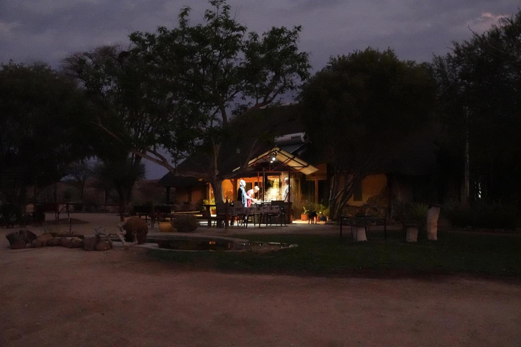 Camp Mara Hotel โอมารูรู ภายนอก รูปภาพ