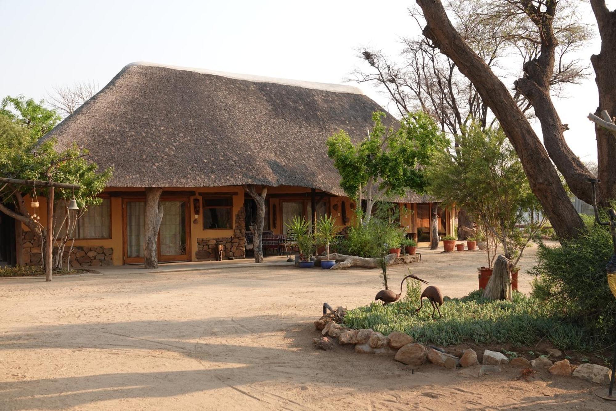 Camp Mara Hotel โอมารูรู ภายนอก รูปภาพ